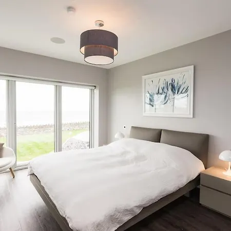 Slate House Villa *
