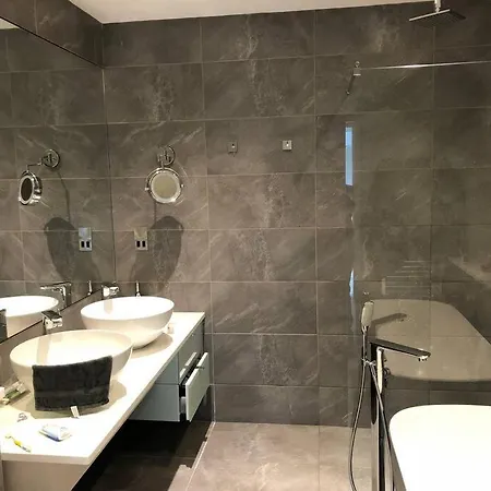 Вилла Slate House Баллибанион